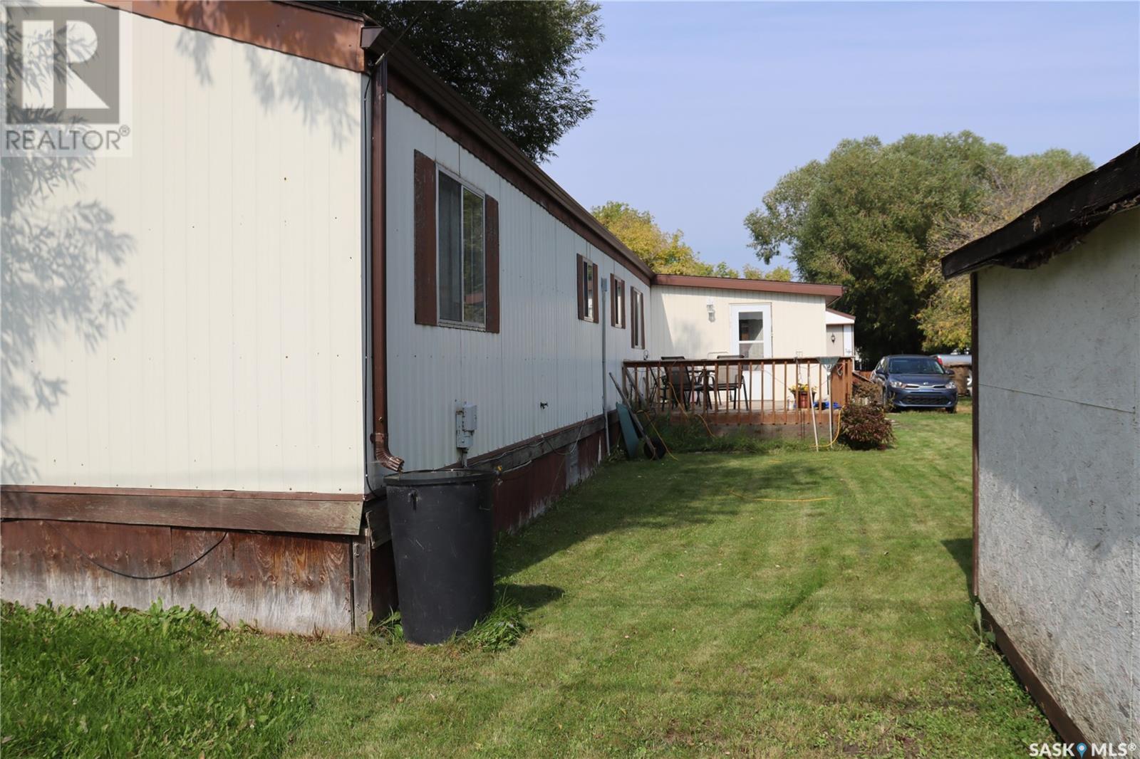 59 Eastview Trailer COURT