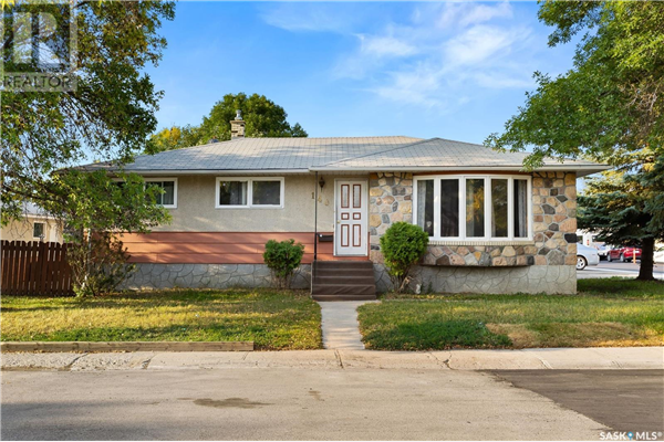 140 KRIVEL CRESCENT, Regina