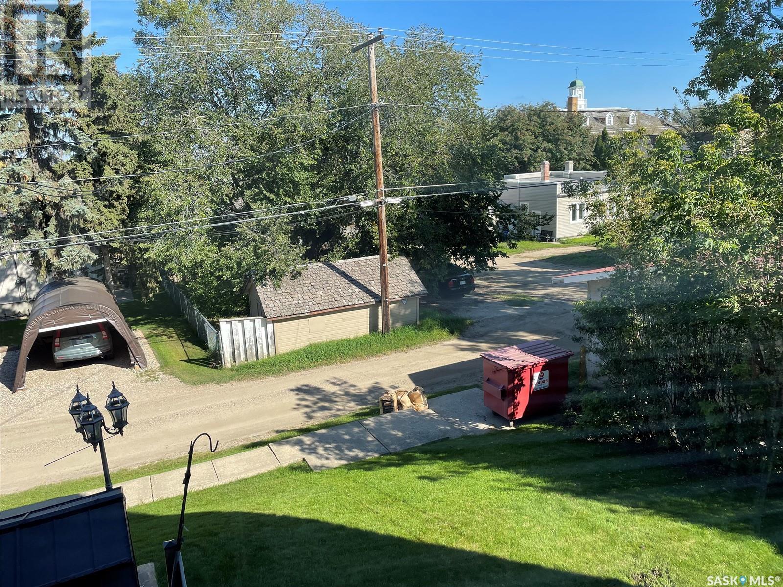 36 20th STREET W