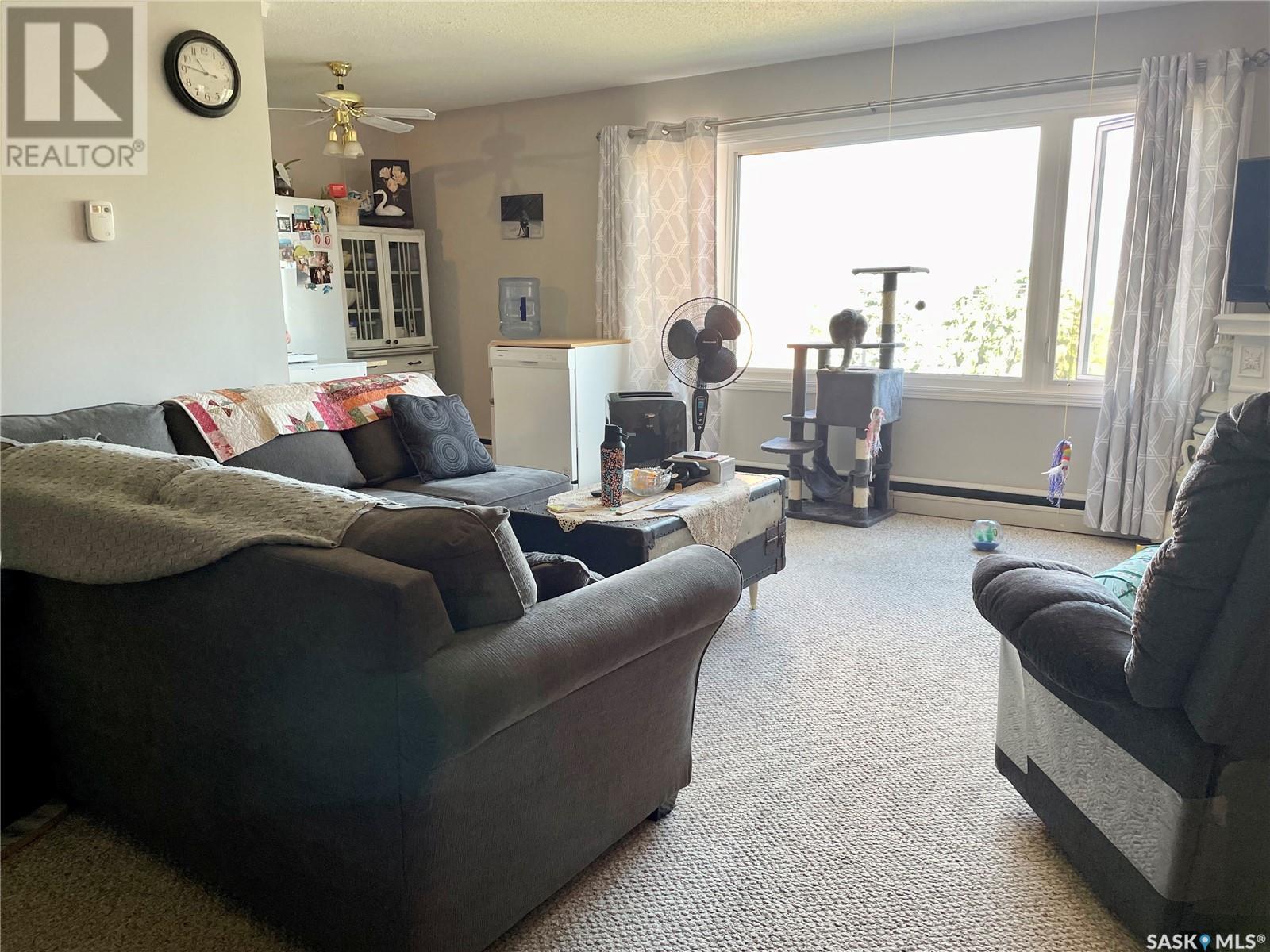 36 20th STREET W
