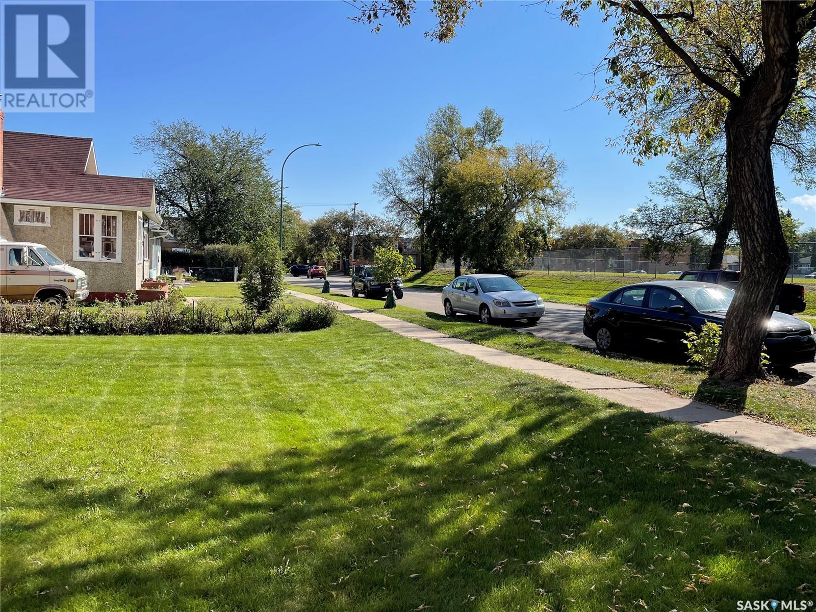 36 20th STREET W