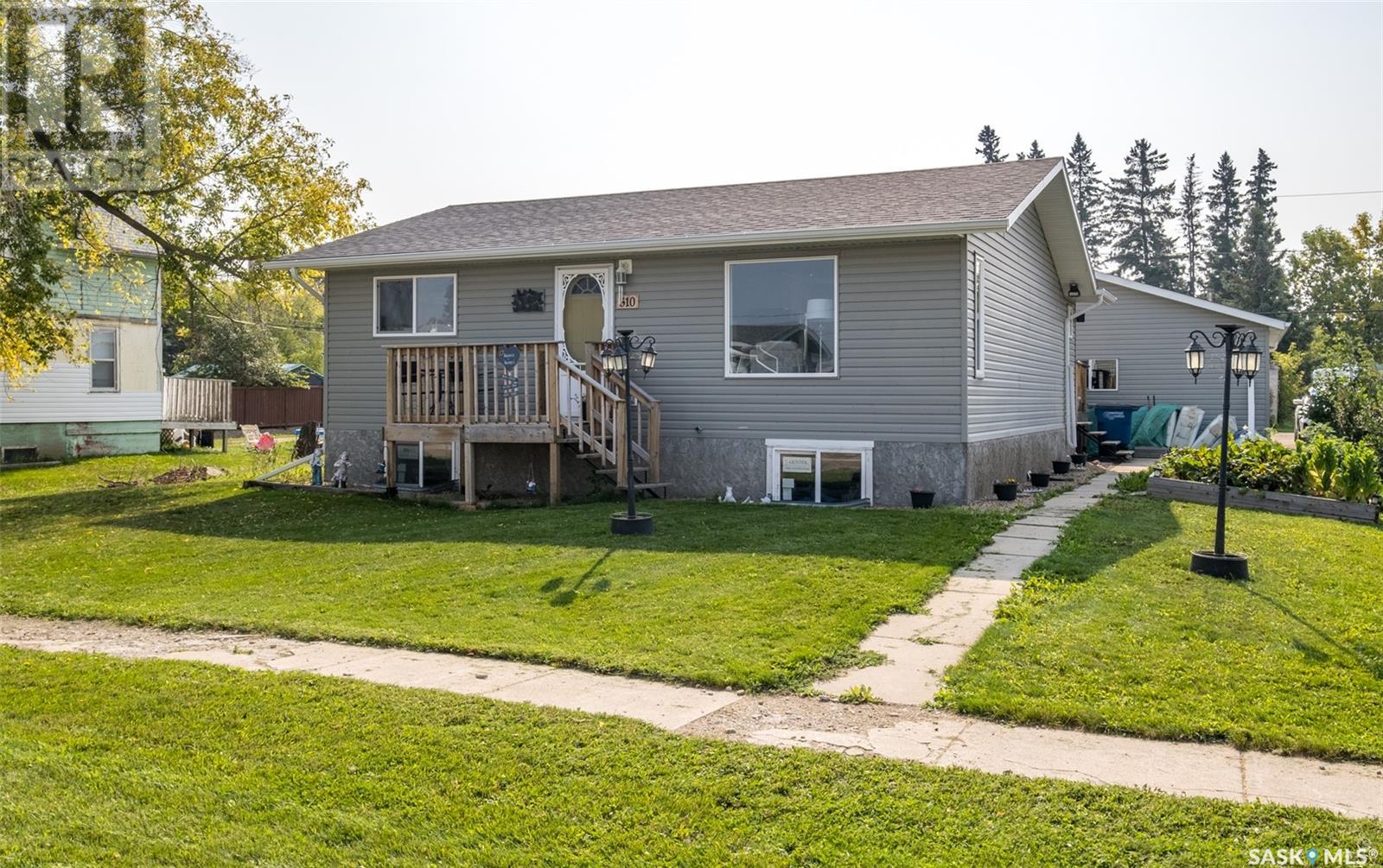 310 Bellamy AVENUE