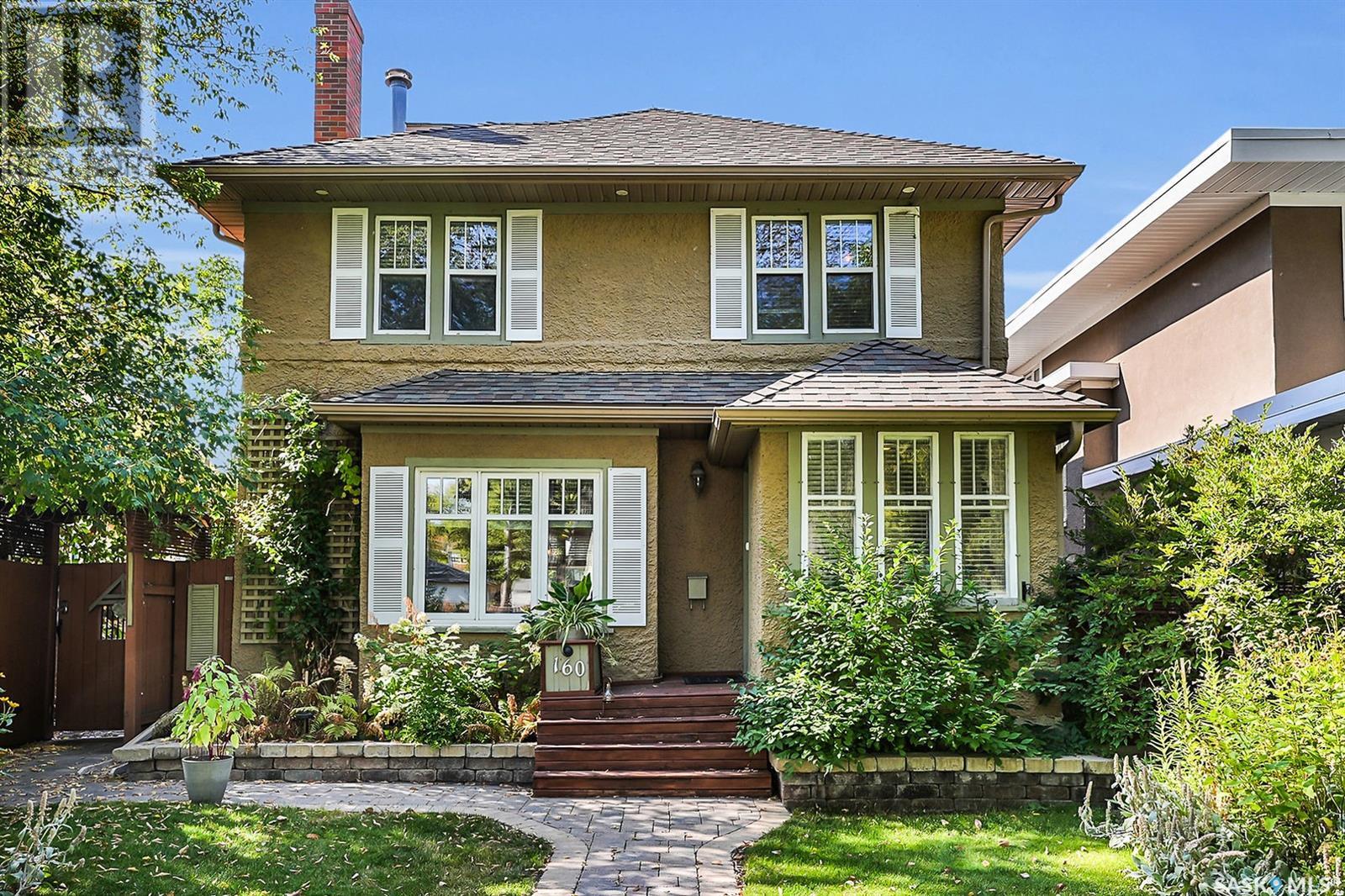 160 Connaught CRESCENT