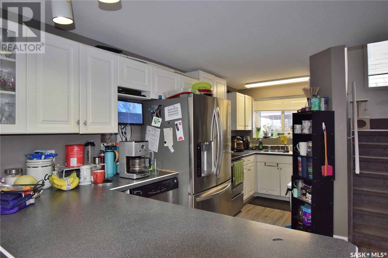 225 Riverside DRIVE