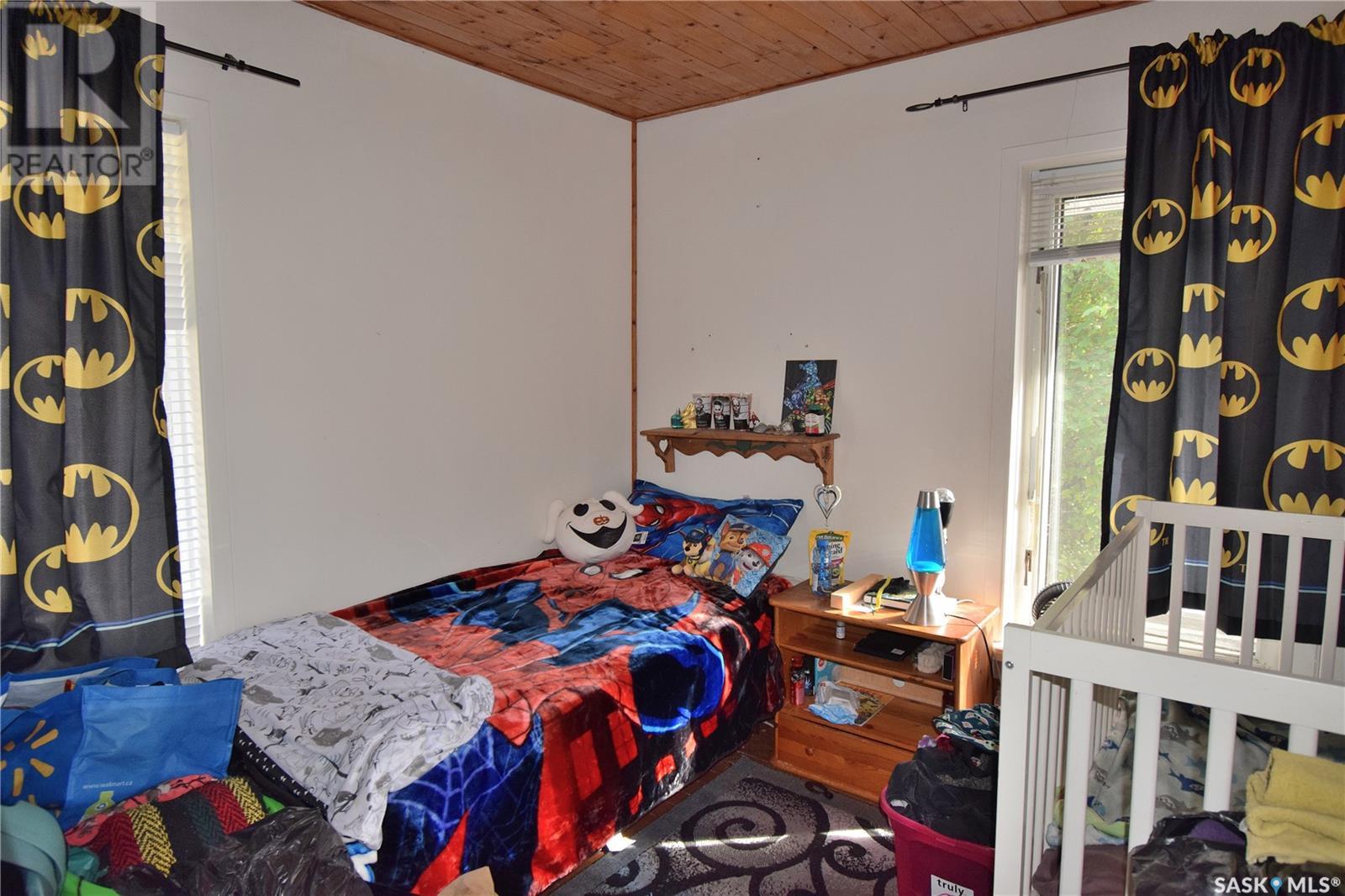 225 Riverside DRIVE