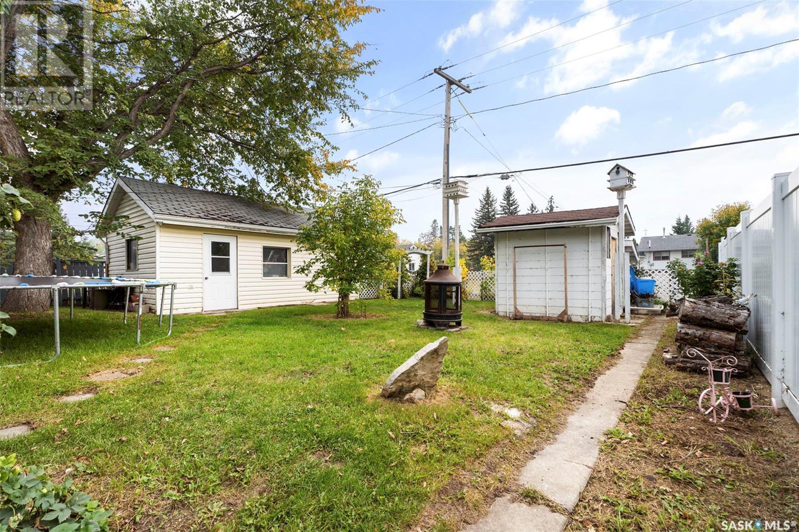 203 3rd STREET S