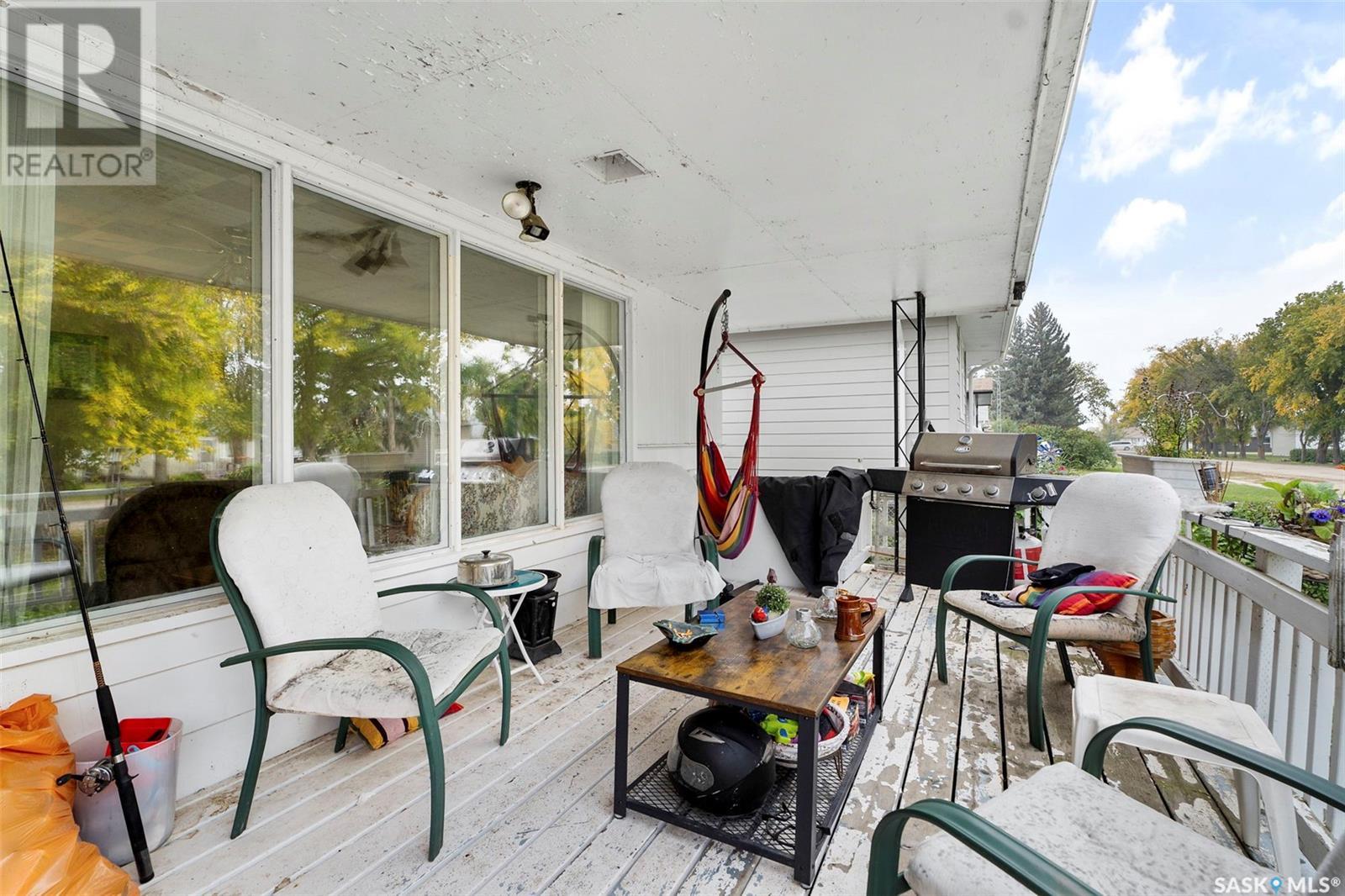 203 3rd STREET S
