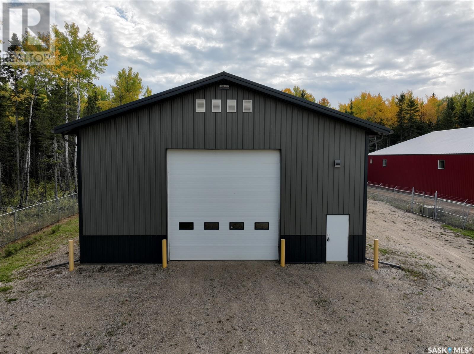 72 Industrial DRIVE