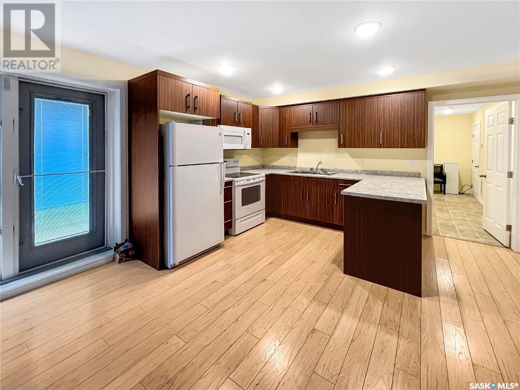 72 Industrial DRIVE