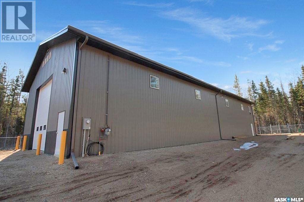 72 Industrial DRIVE