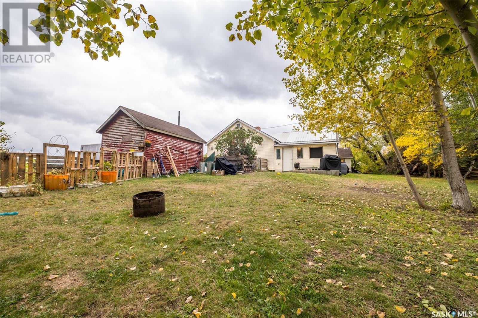 Highway 302 East Acreage