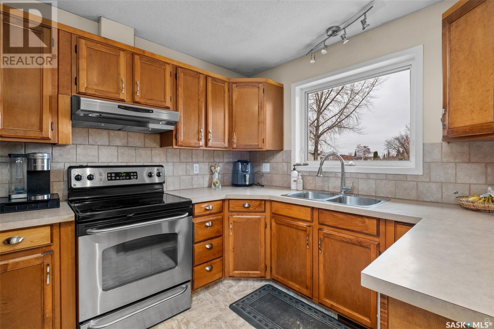 3258 Bliss CRESCENT