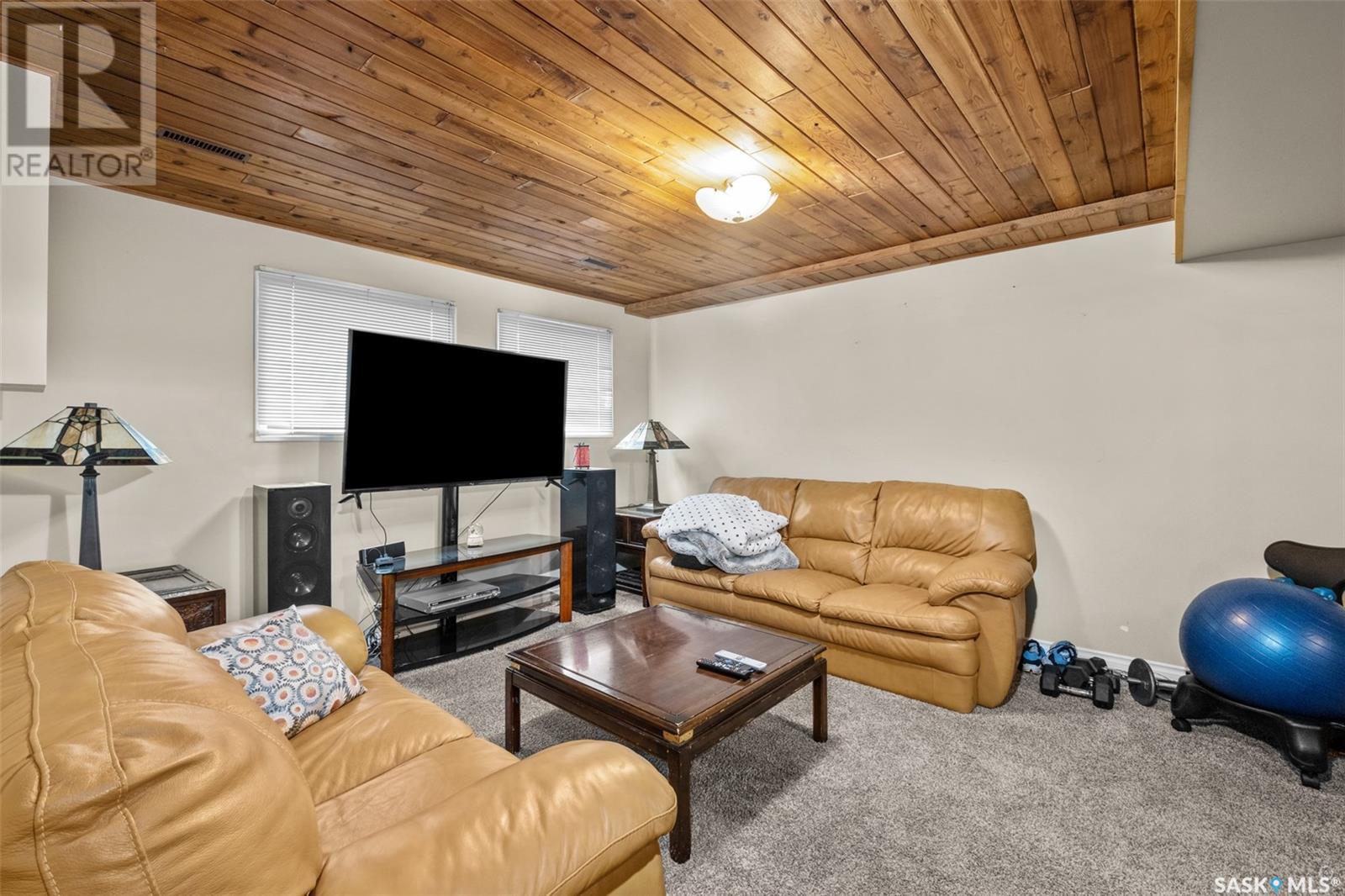 3258 Bliss CRESCENT