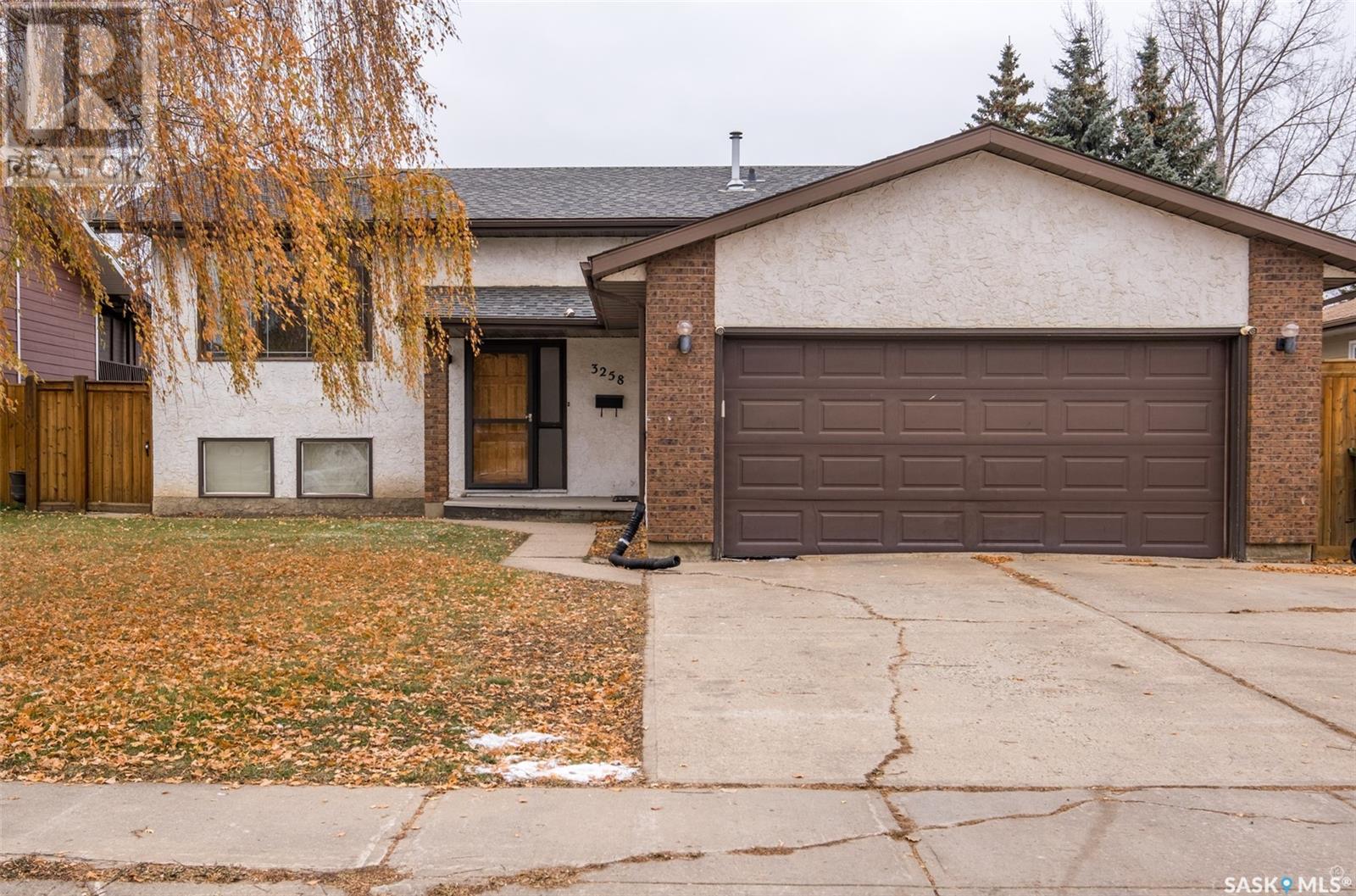 3258 Bliss CRESCENT