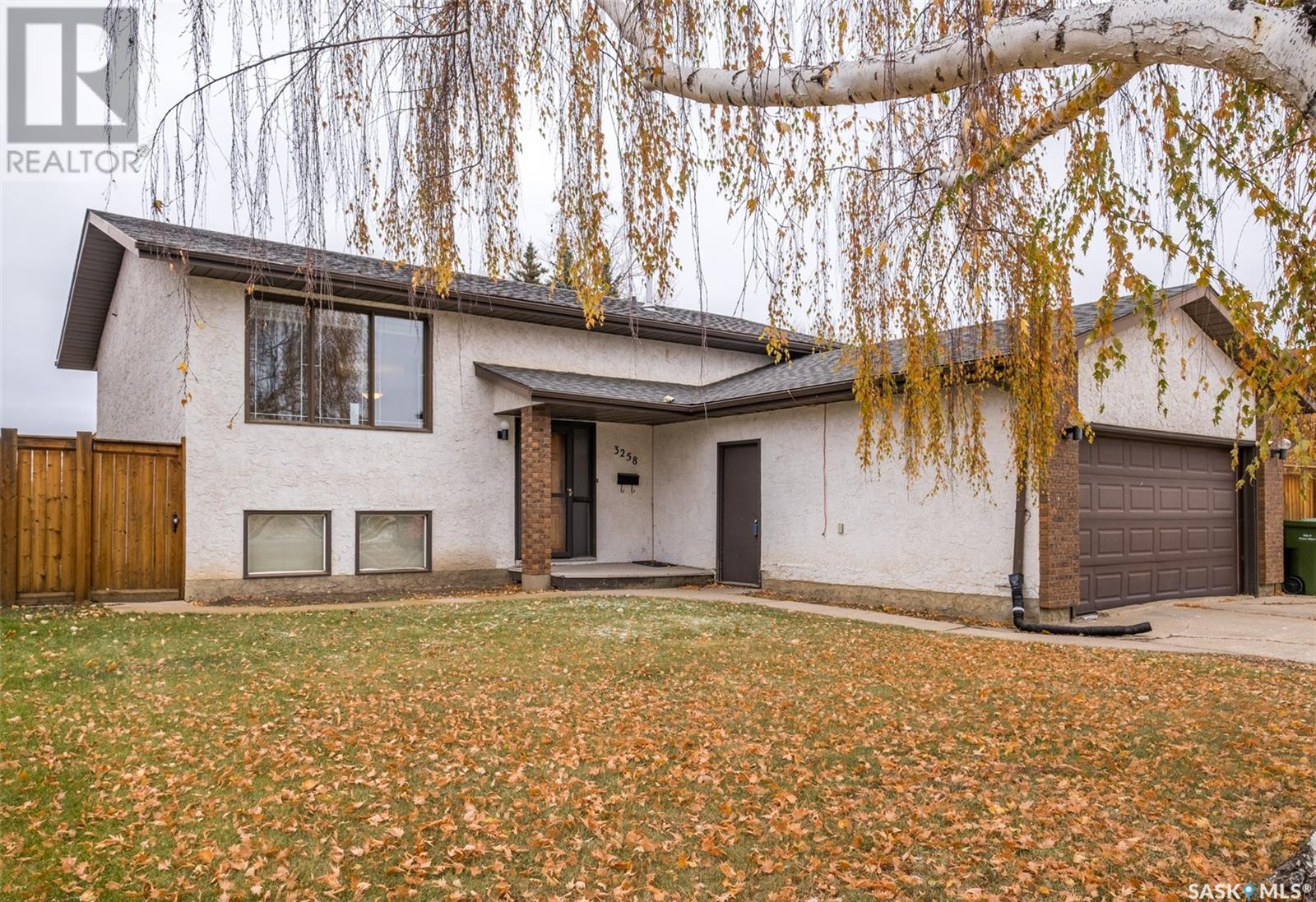 3258 Bliss CRESCENT