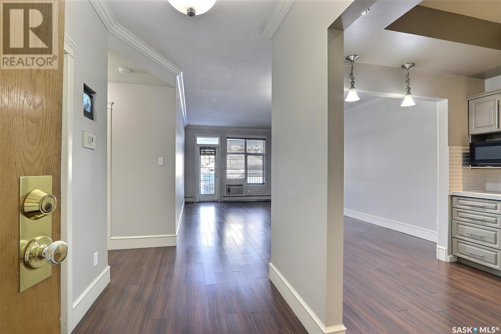 104 301 34th STREET W