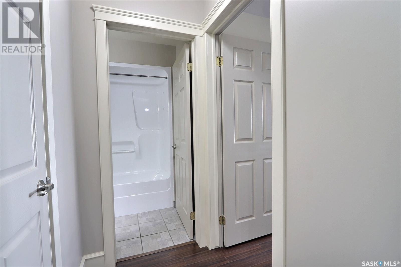 104 301 34th STREET W