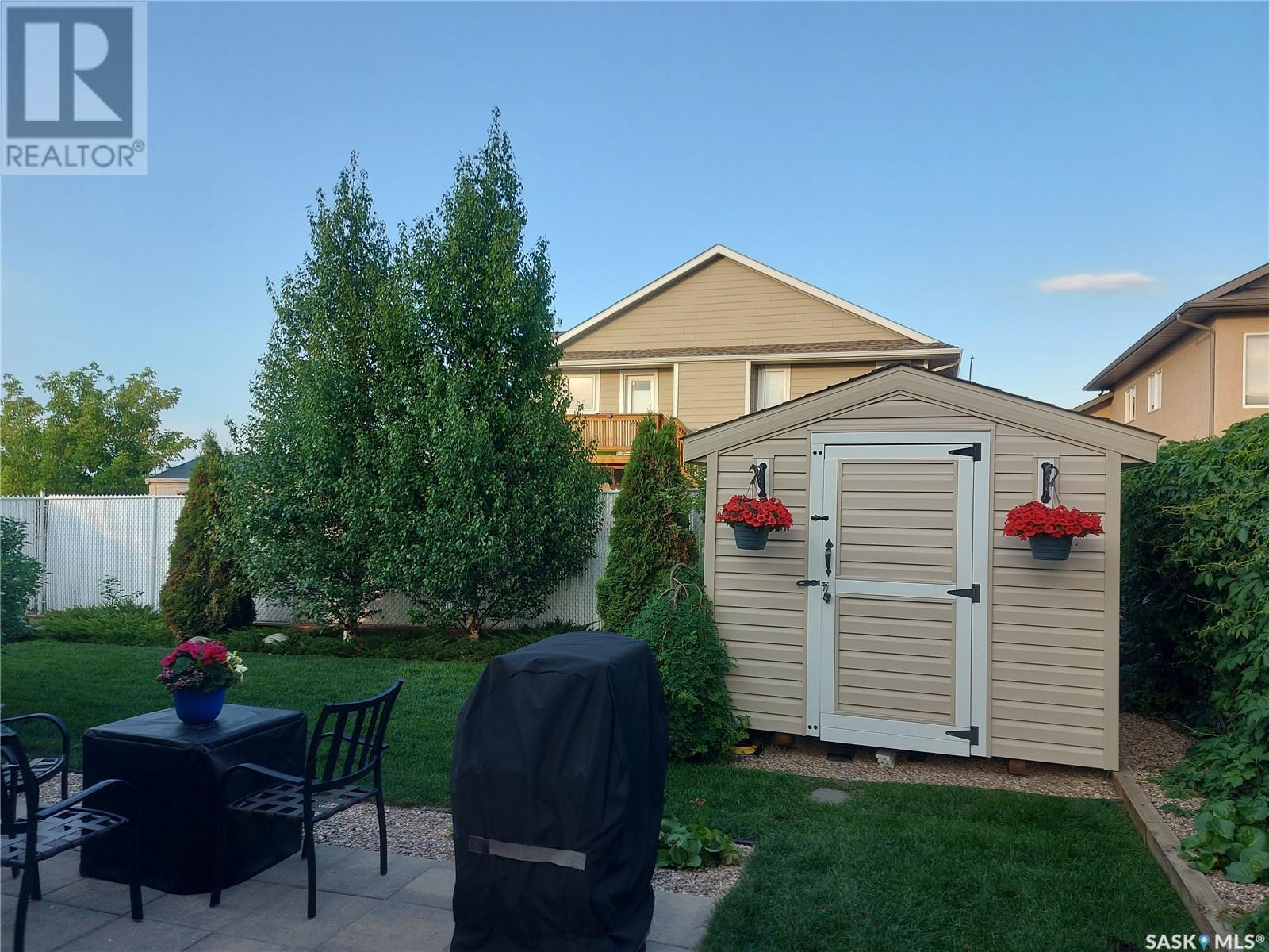 54 Borrowman PLACE