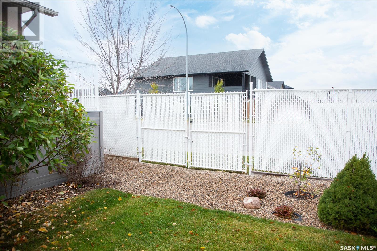 54 Borrowman PLACE