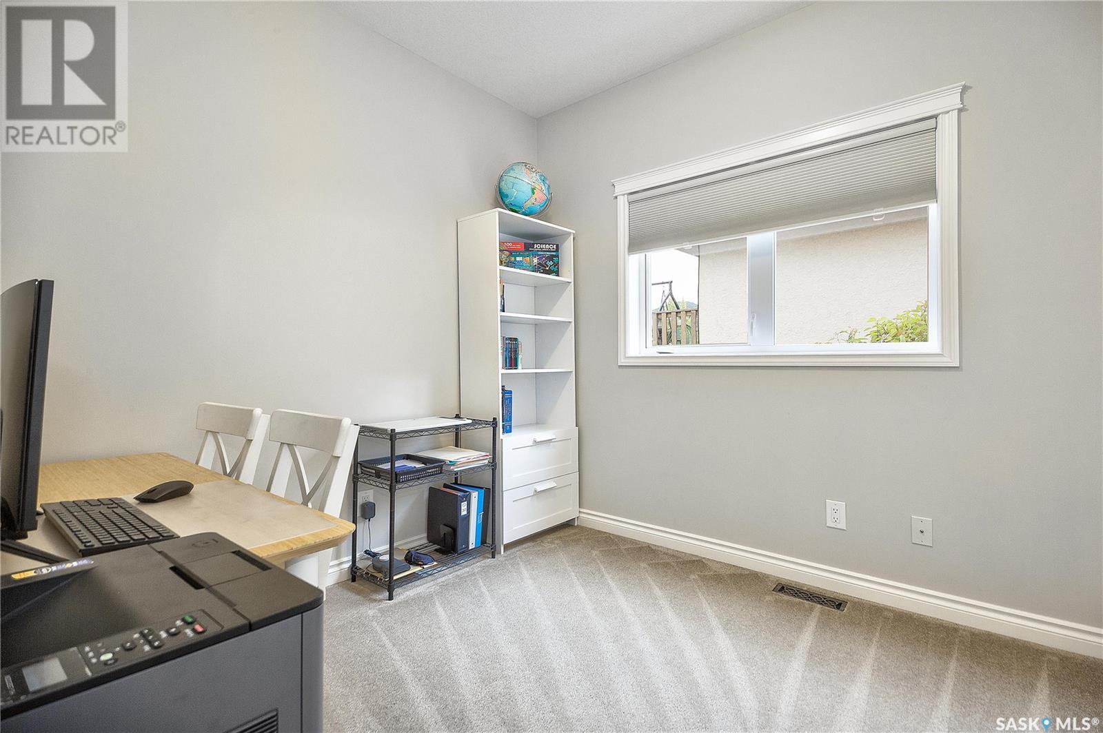 54 Borrowman PLACE