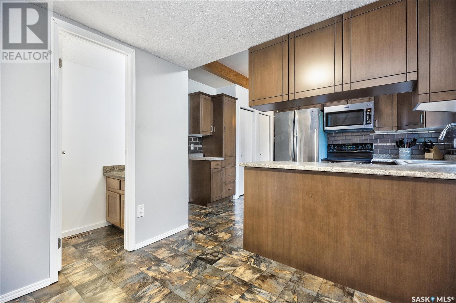3175 Eagle CRESCENT