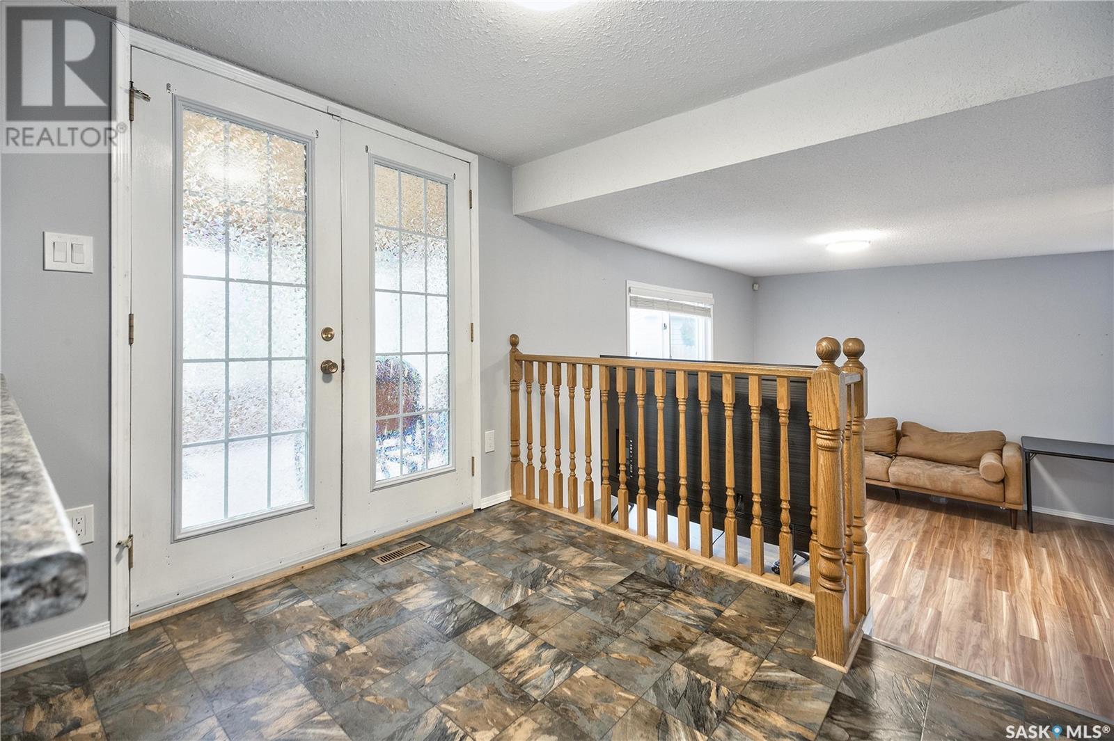 3175 Eagle CRESCENT