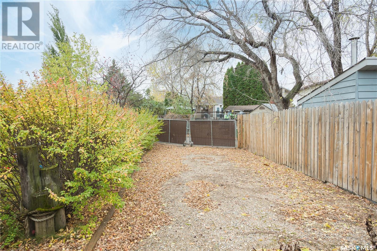 3175 Eagle CRESCENT