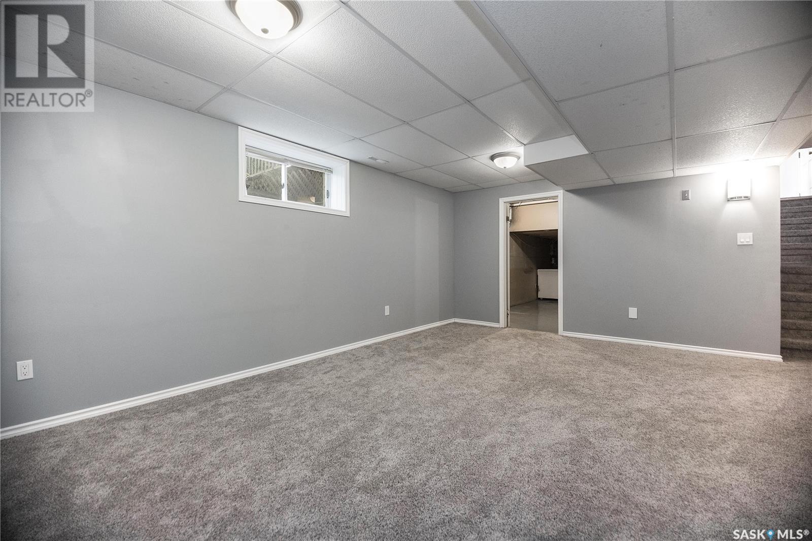 3175 Eagle CRESCENT