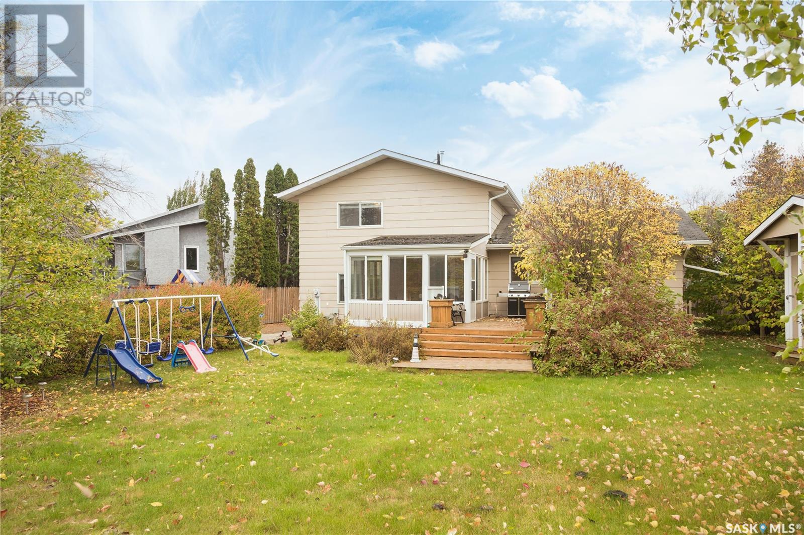3175 Eagle CRESCENT