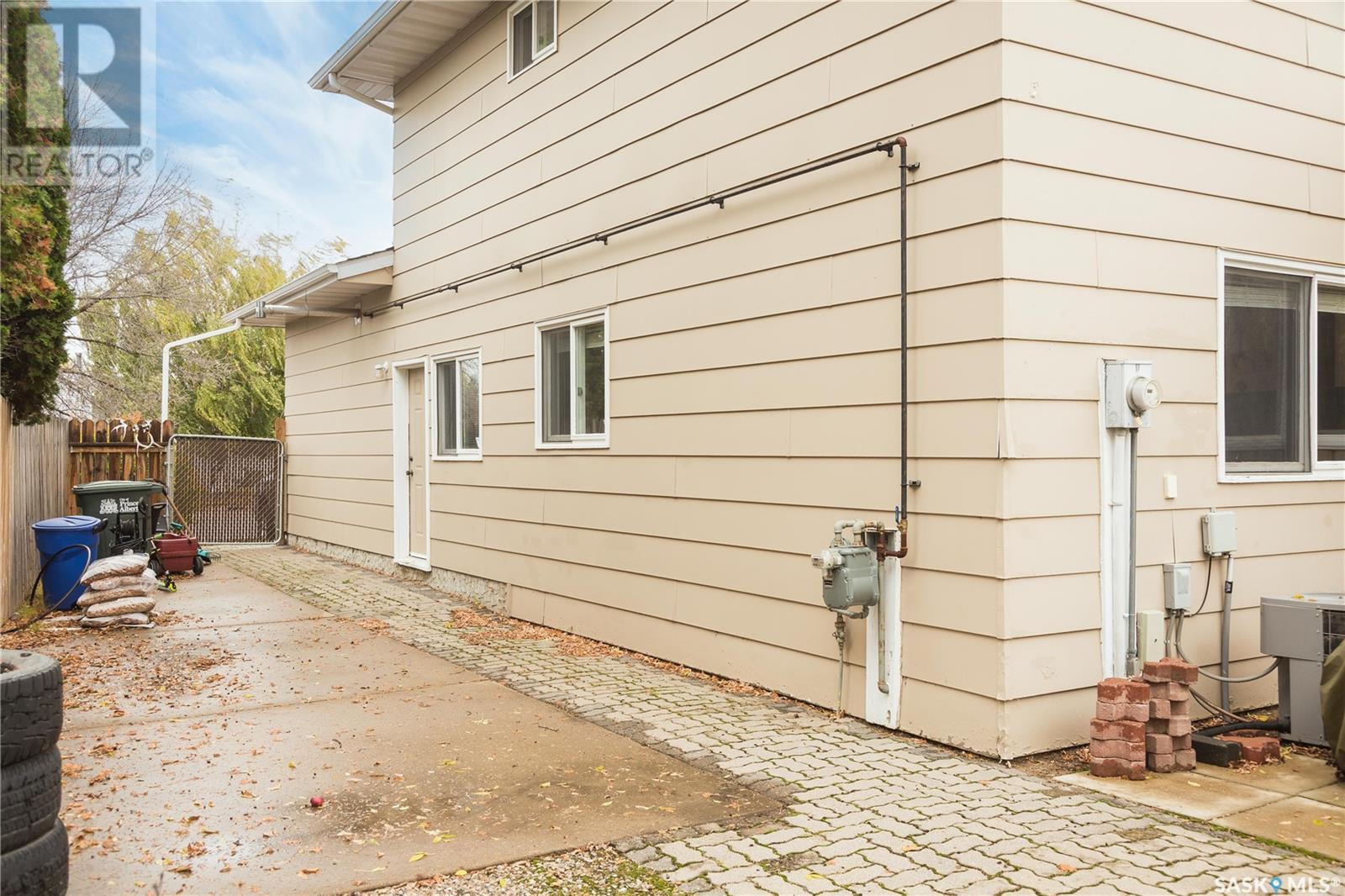 3175 Eagle CRESCENT
