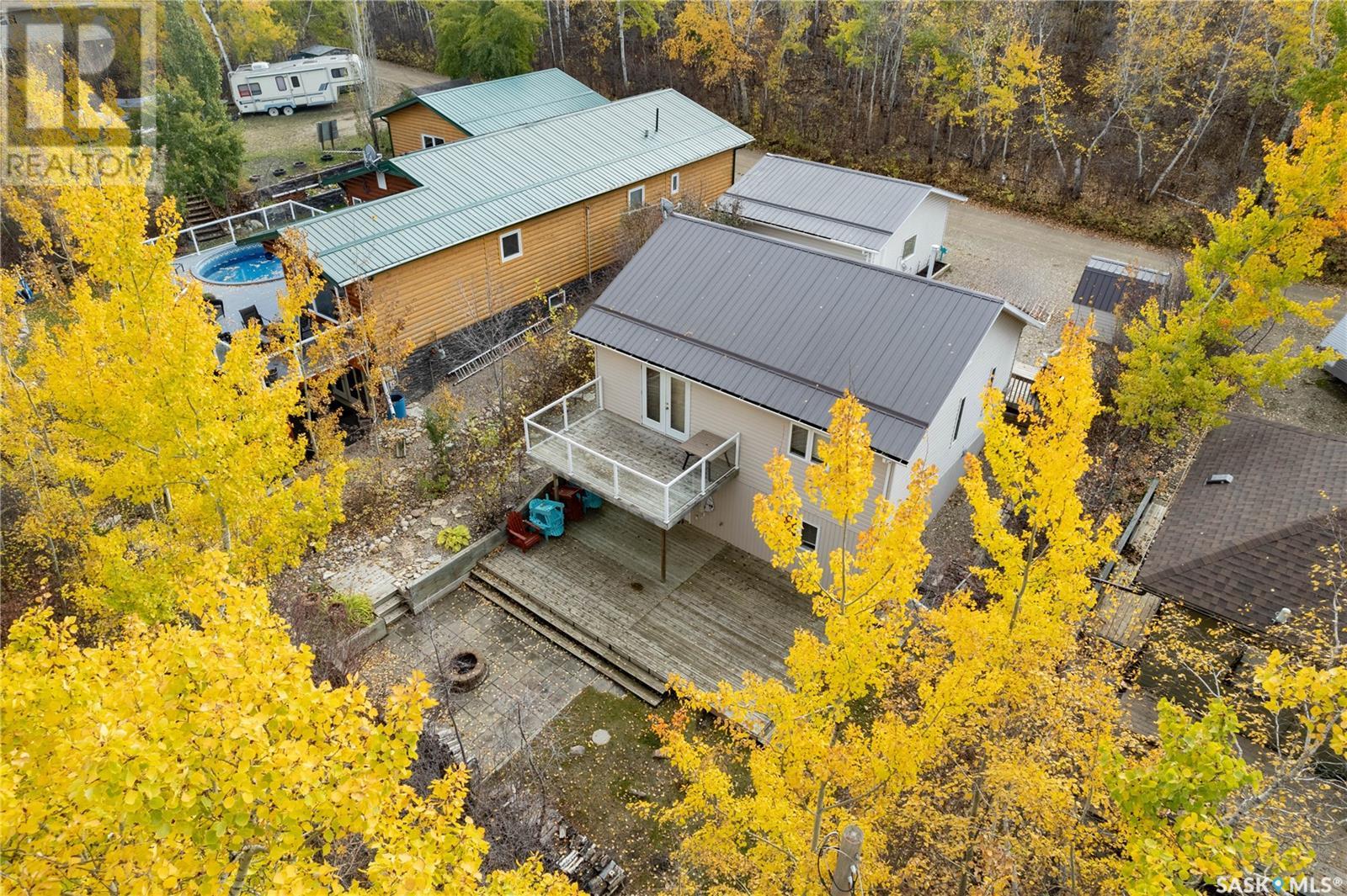 L10B11 Poplar BEACH