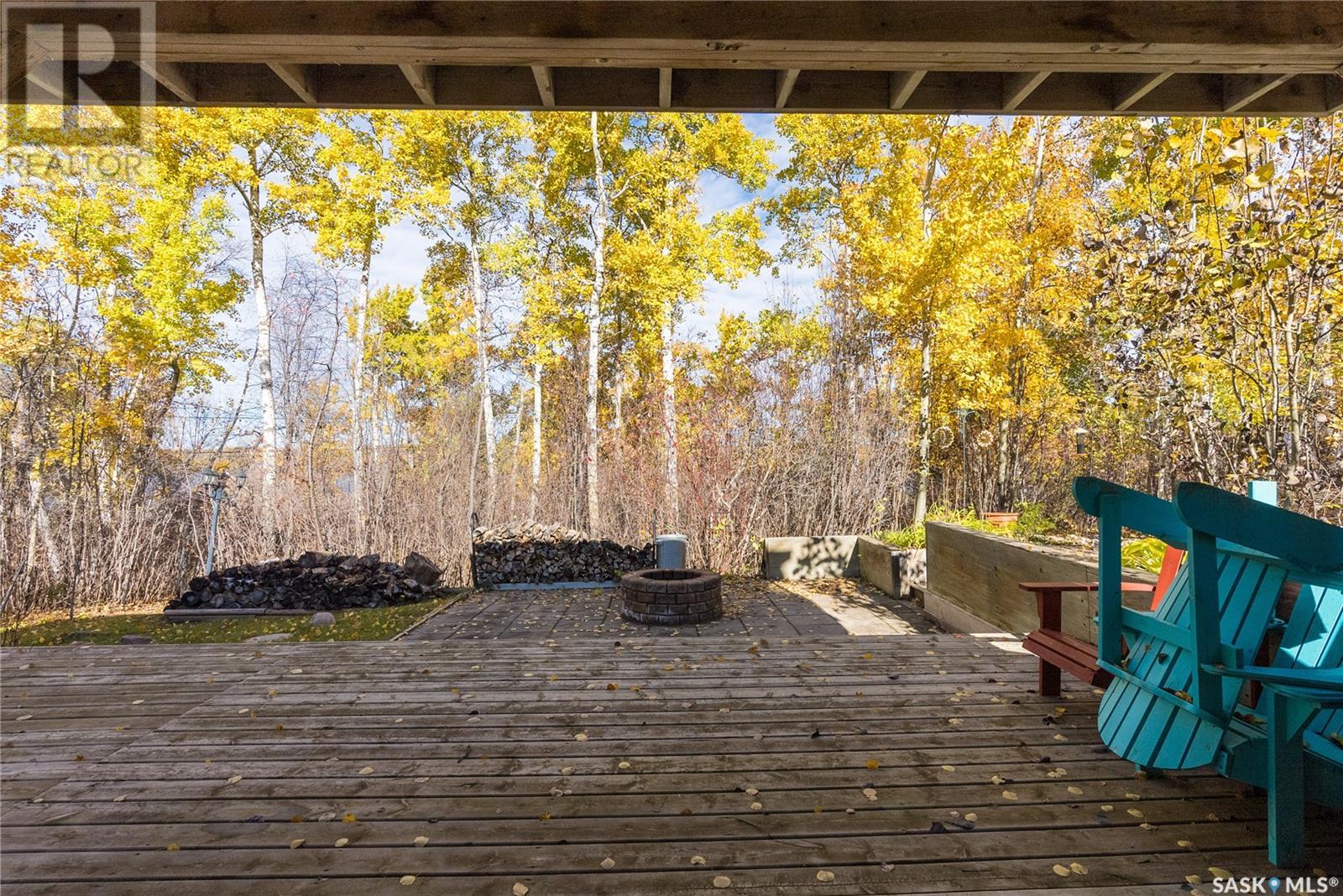 L10B11 Poplar BEACH