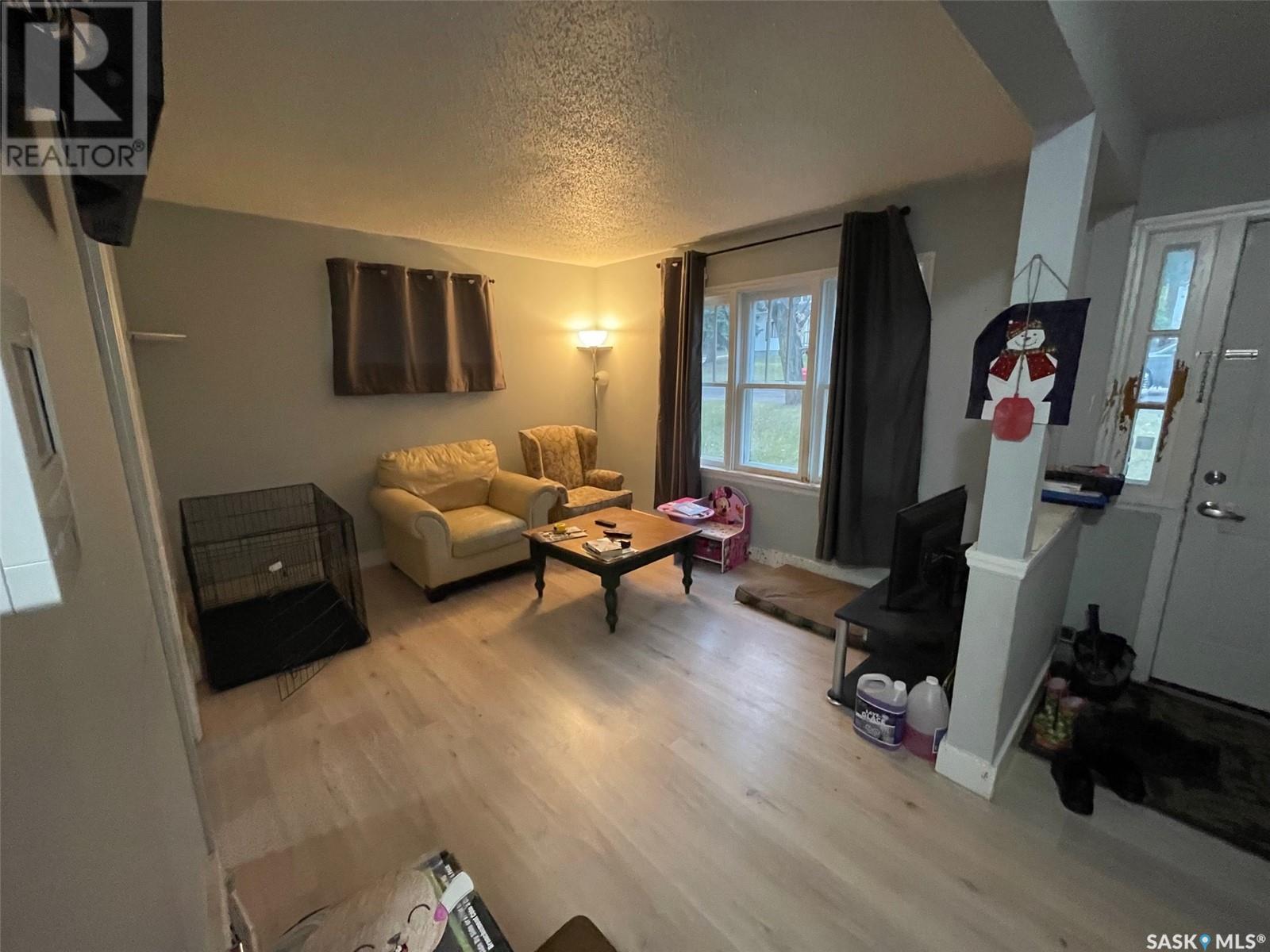 608 19Th STREET W