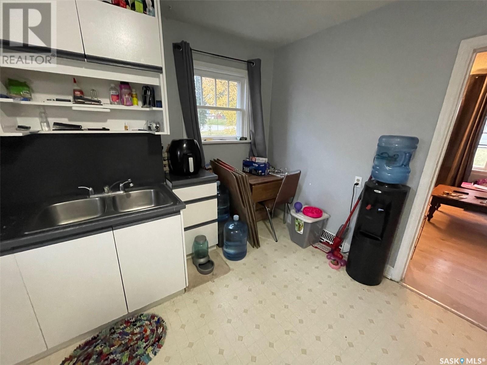 608 19Th STREET W