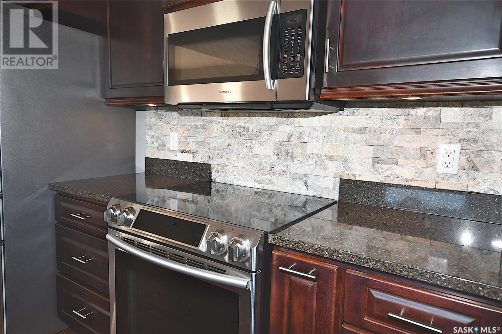 211 Lakeridge Estates