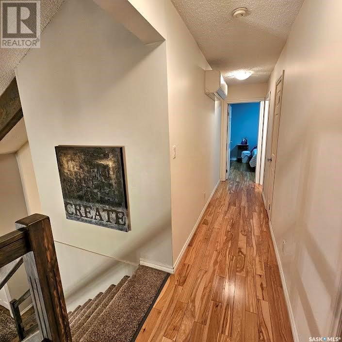 868 Conroy PLACE