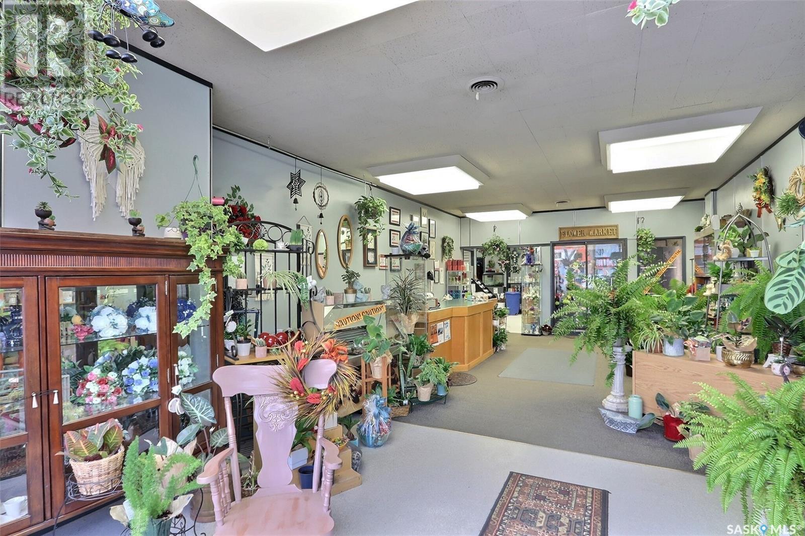 1225 Central AVENUE