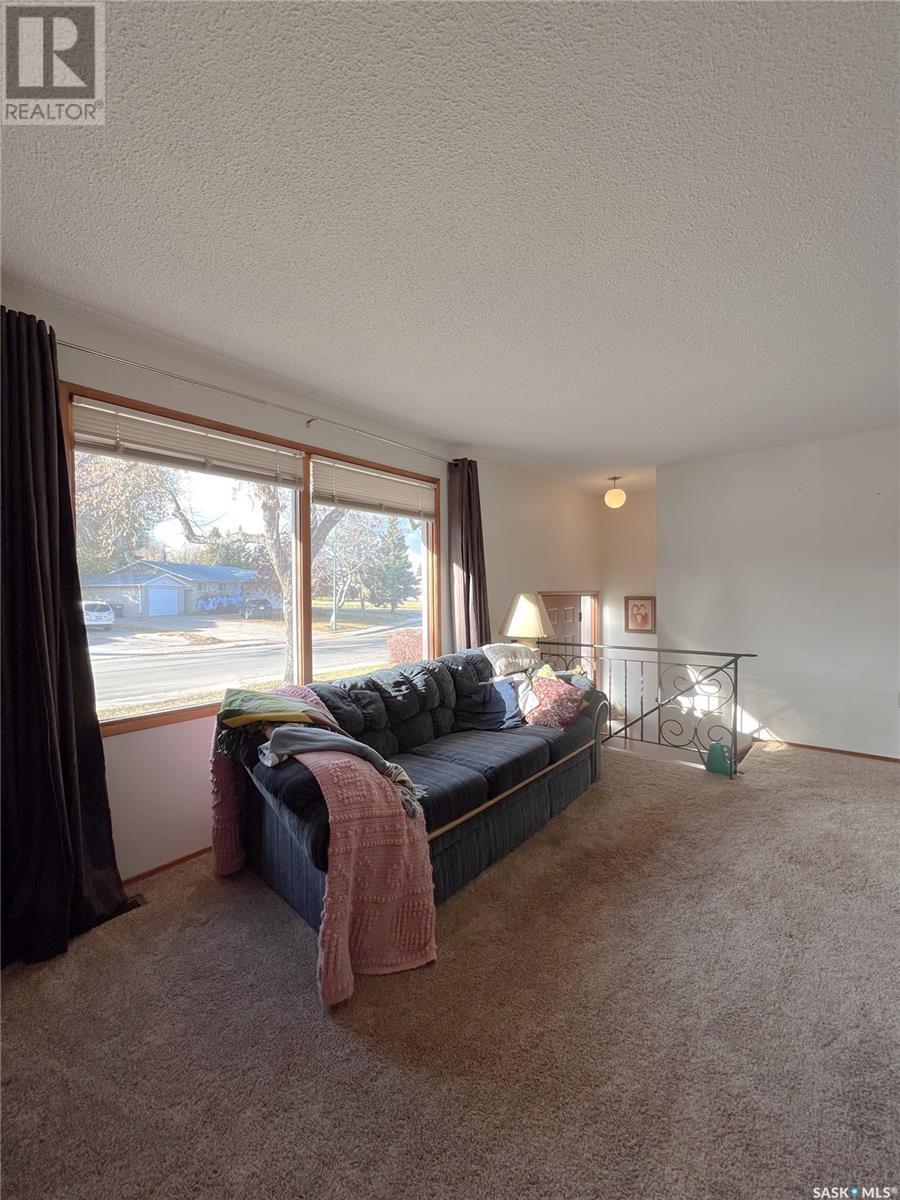 1337 Gillmor CRESCENT