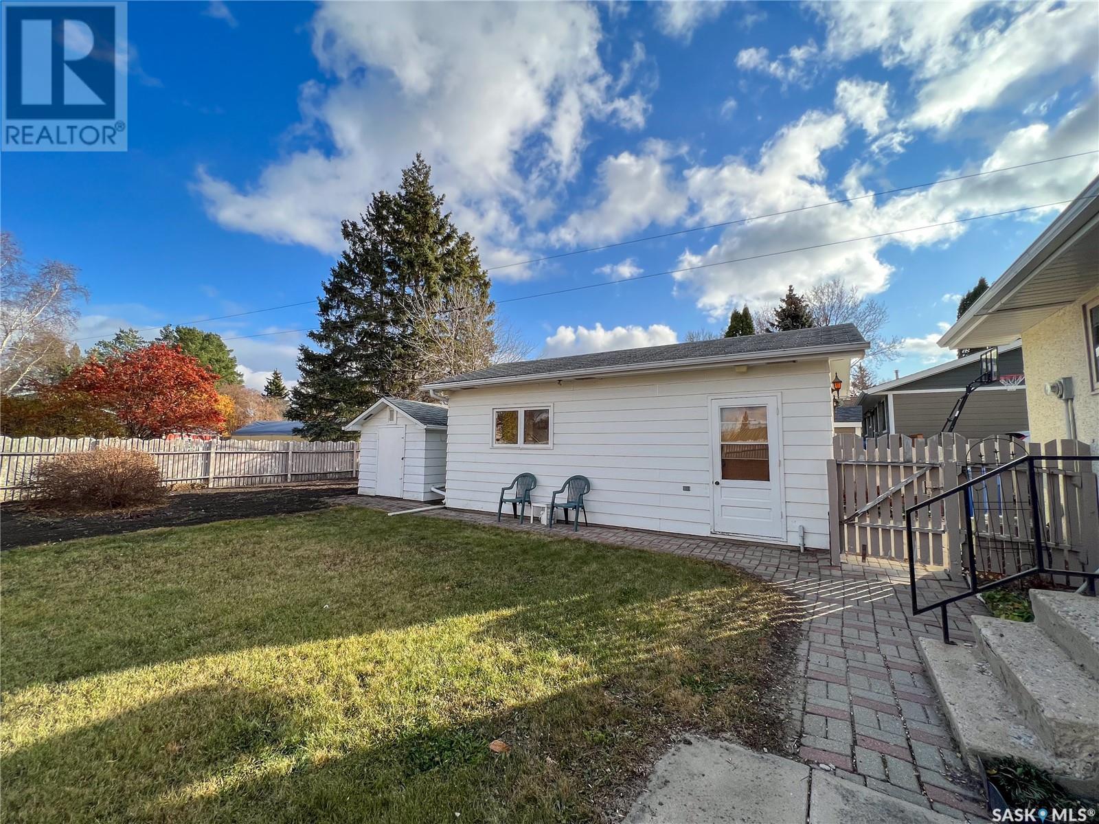 1337 Gillmor CRESCENT