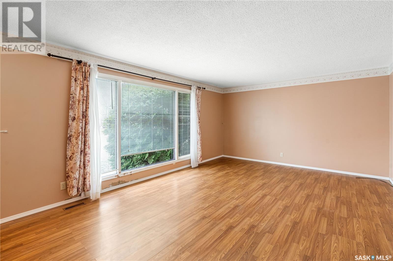 2869 Wyllie CRESCENT