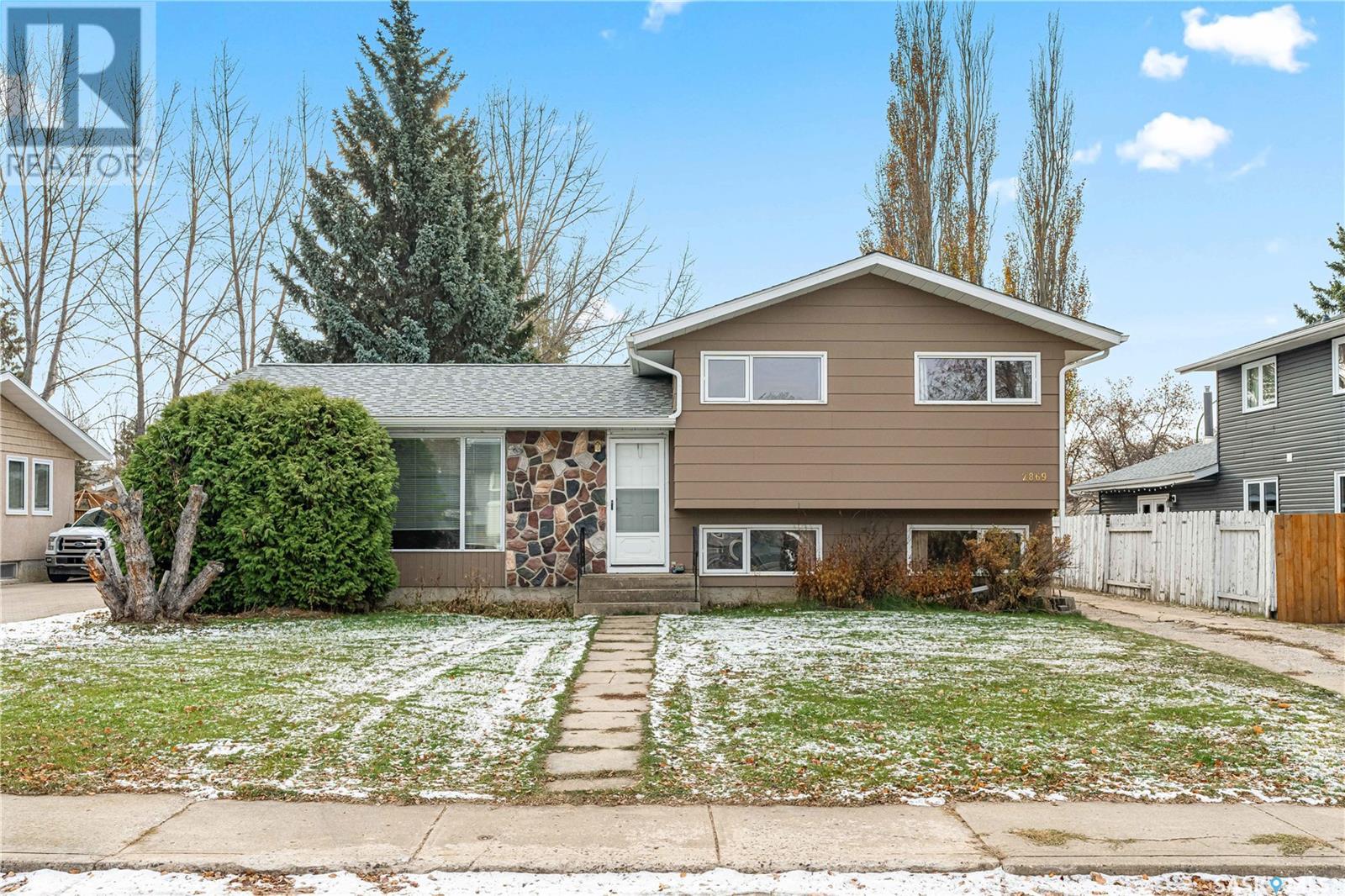 2869 Wyllie CRESCENT