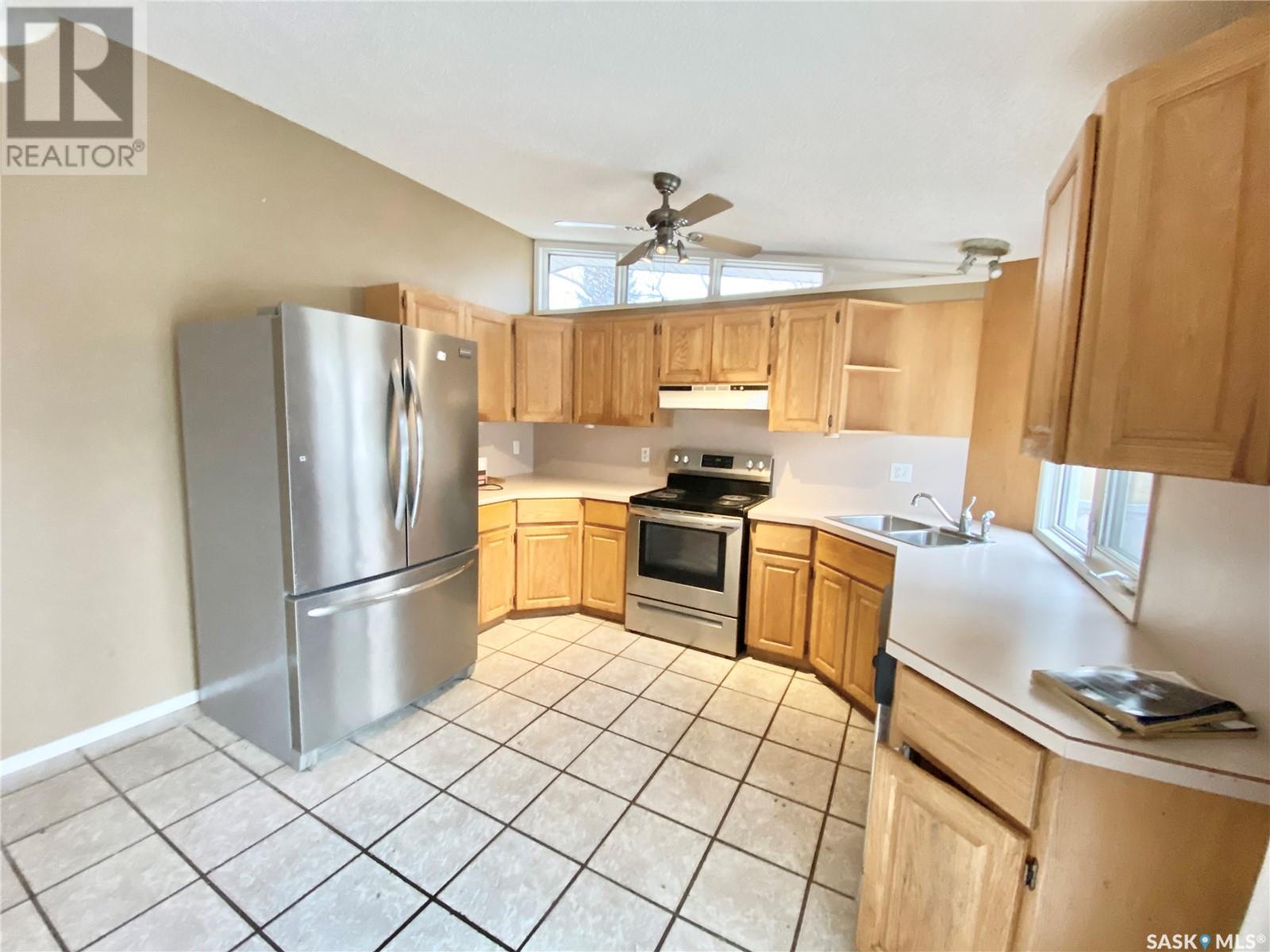 1244 2nd STREET E