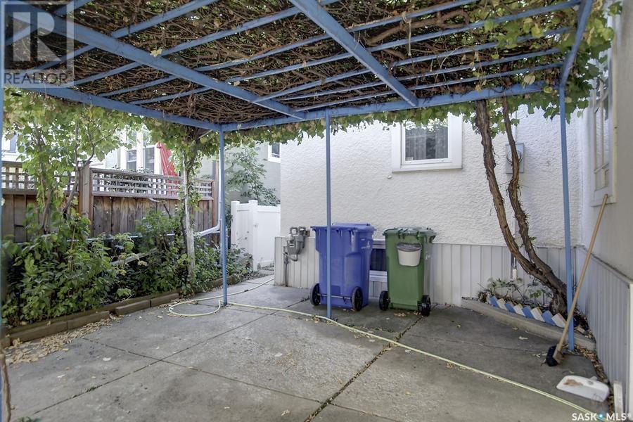 2 Angus CRESCENT