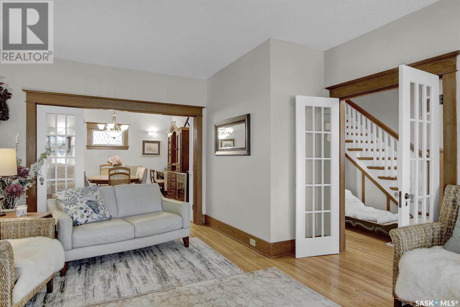 233 Leopold CRESCENT