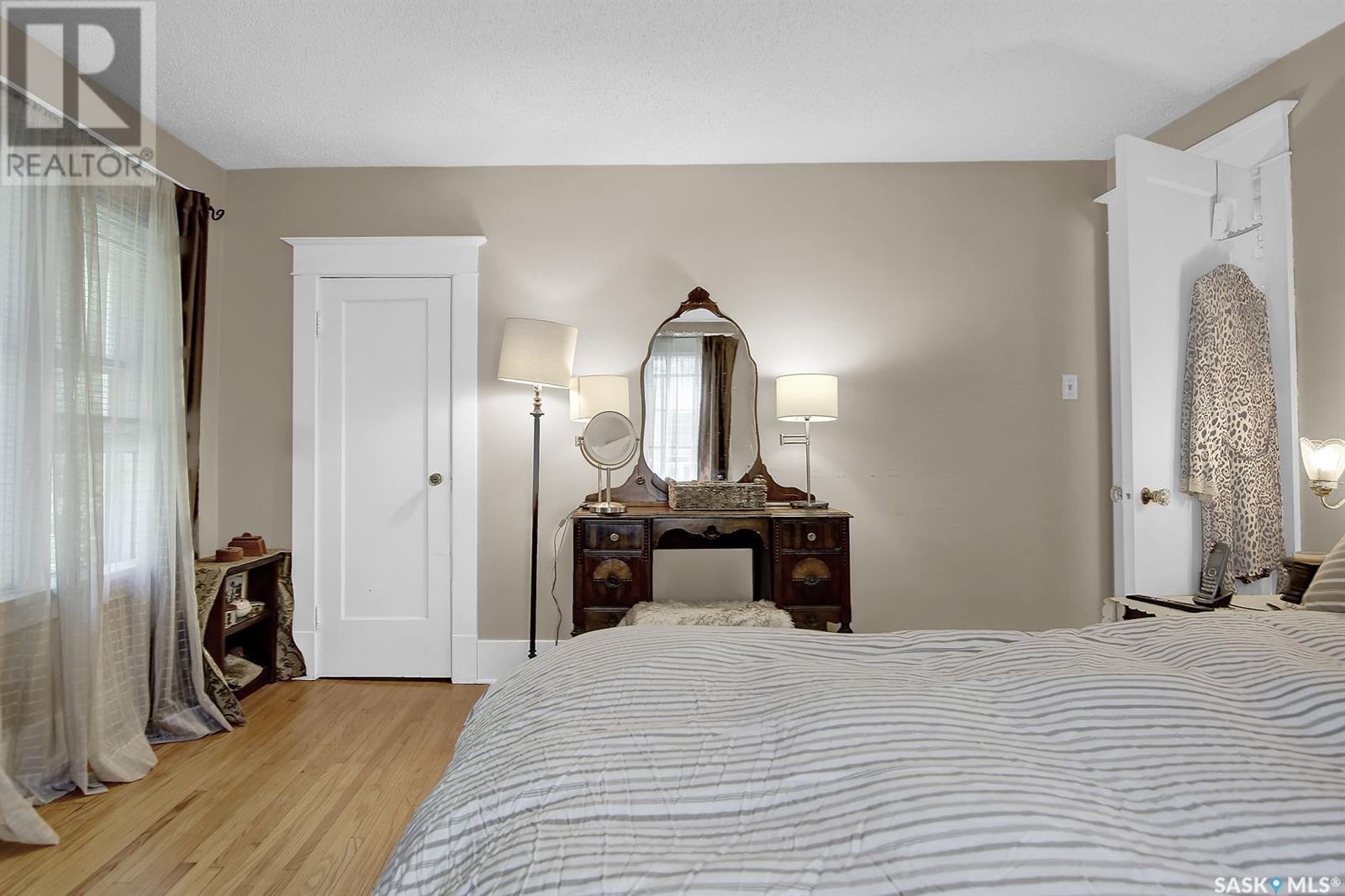 233 Leopold CRESCENT