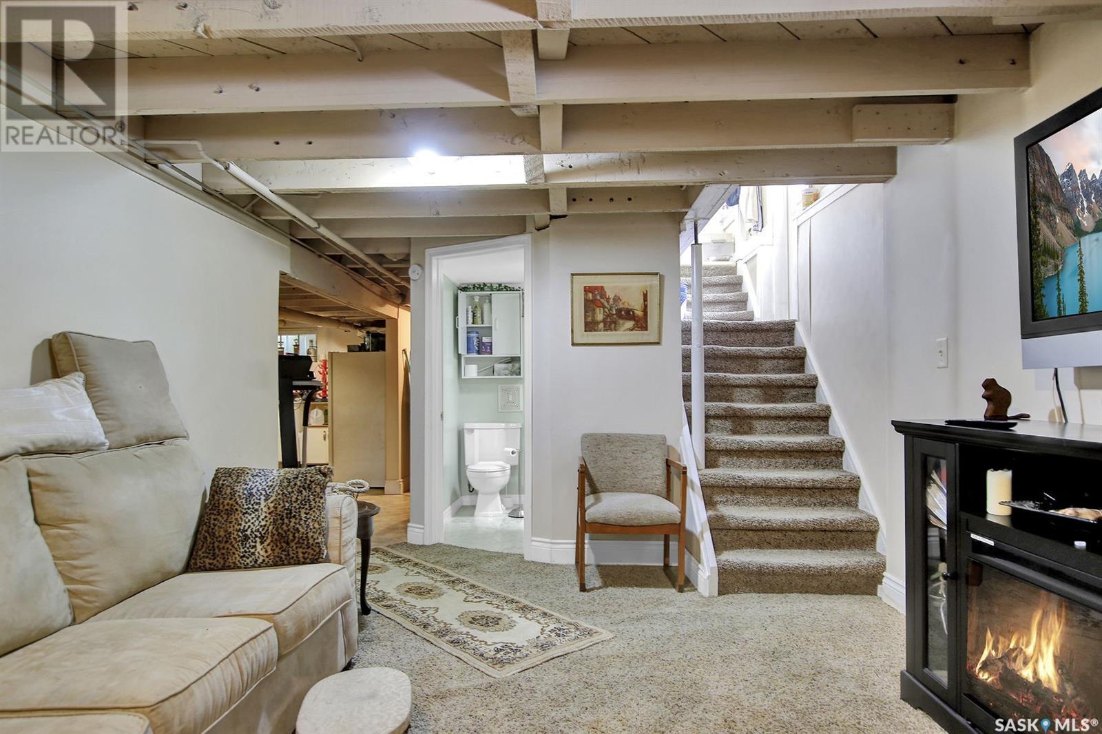 233 Leopold CRESCENT