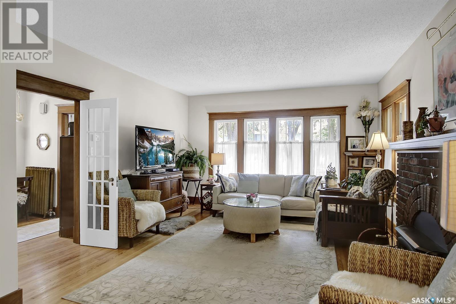 233 Leopold CRESCENT