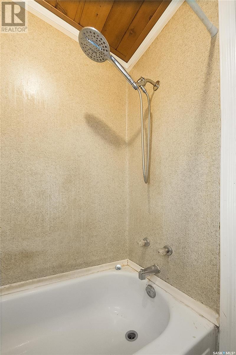 973 12th STREET W