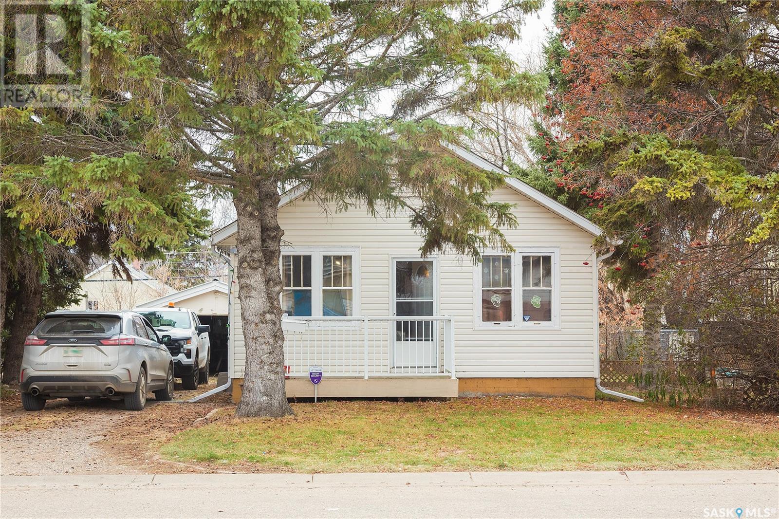 973 12th STREET W