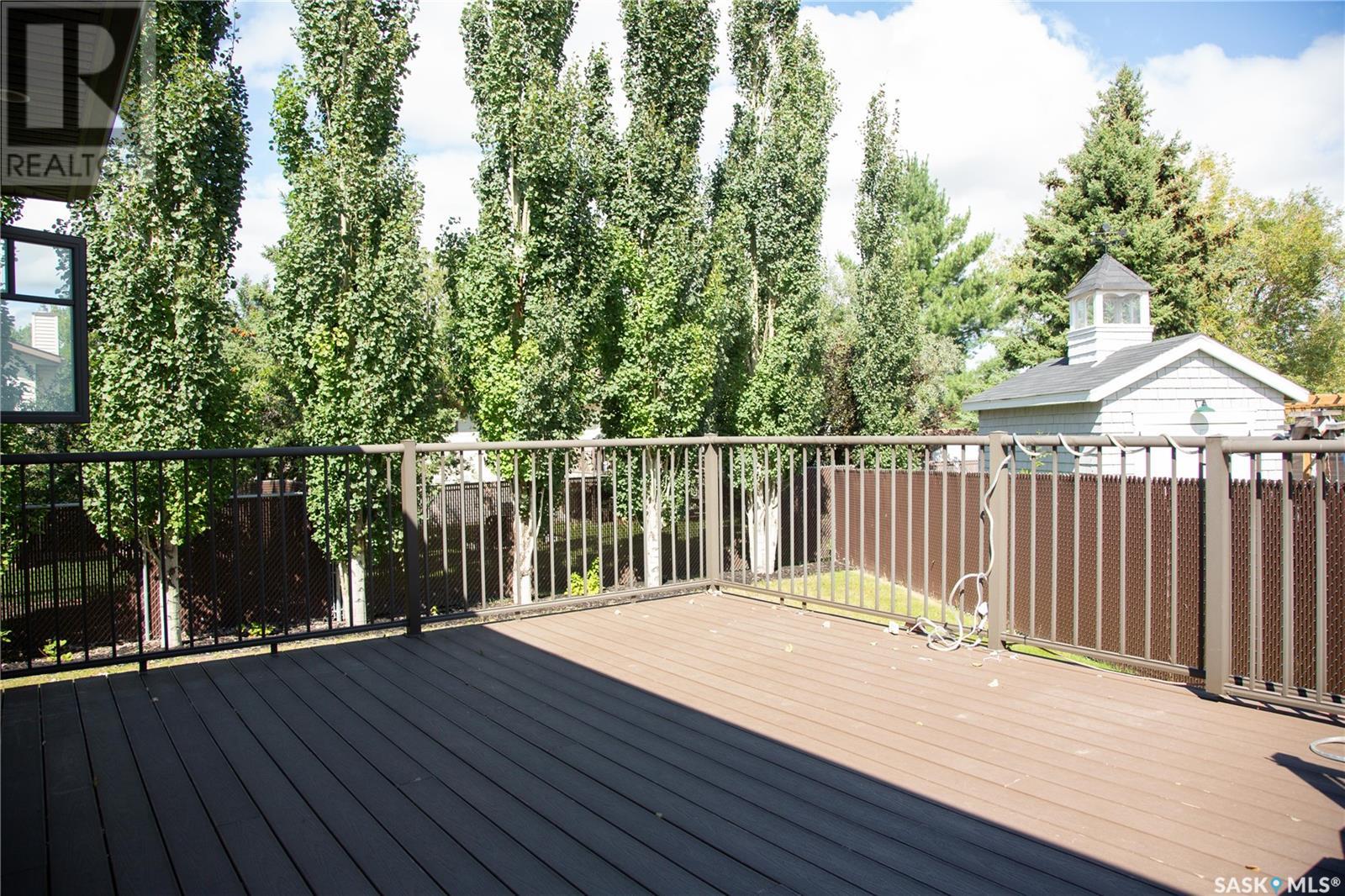 38 Glen Howard WAY
